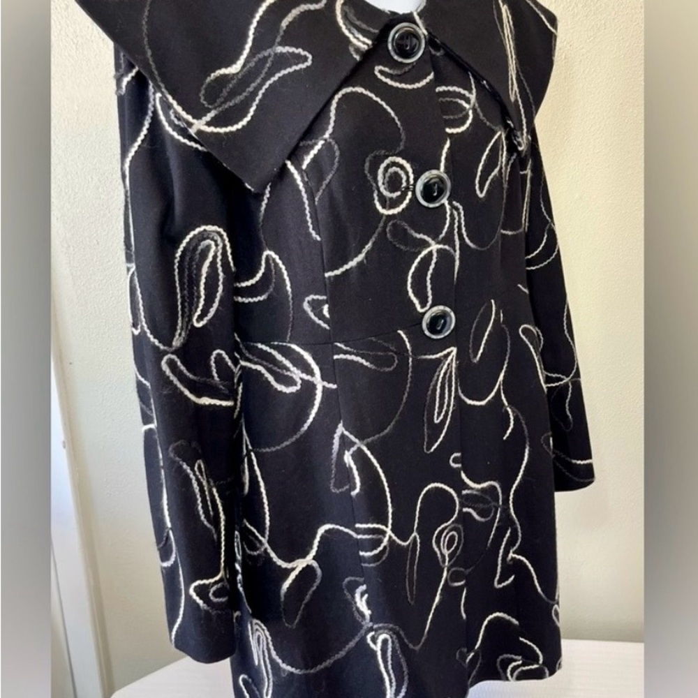 Harold's Vintage Wool designer Elegant Black Coat